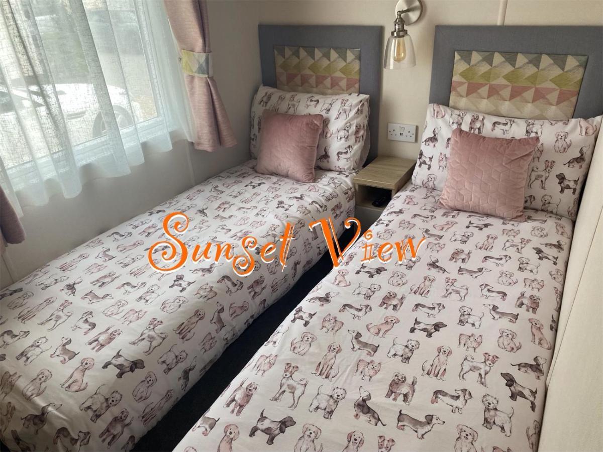 Tattershall Lakes Sunset View Caravan Lakeside, Hot Tub, Garden, Private Fishing Peg & Wifi Eksteriør bilde