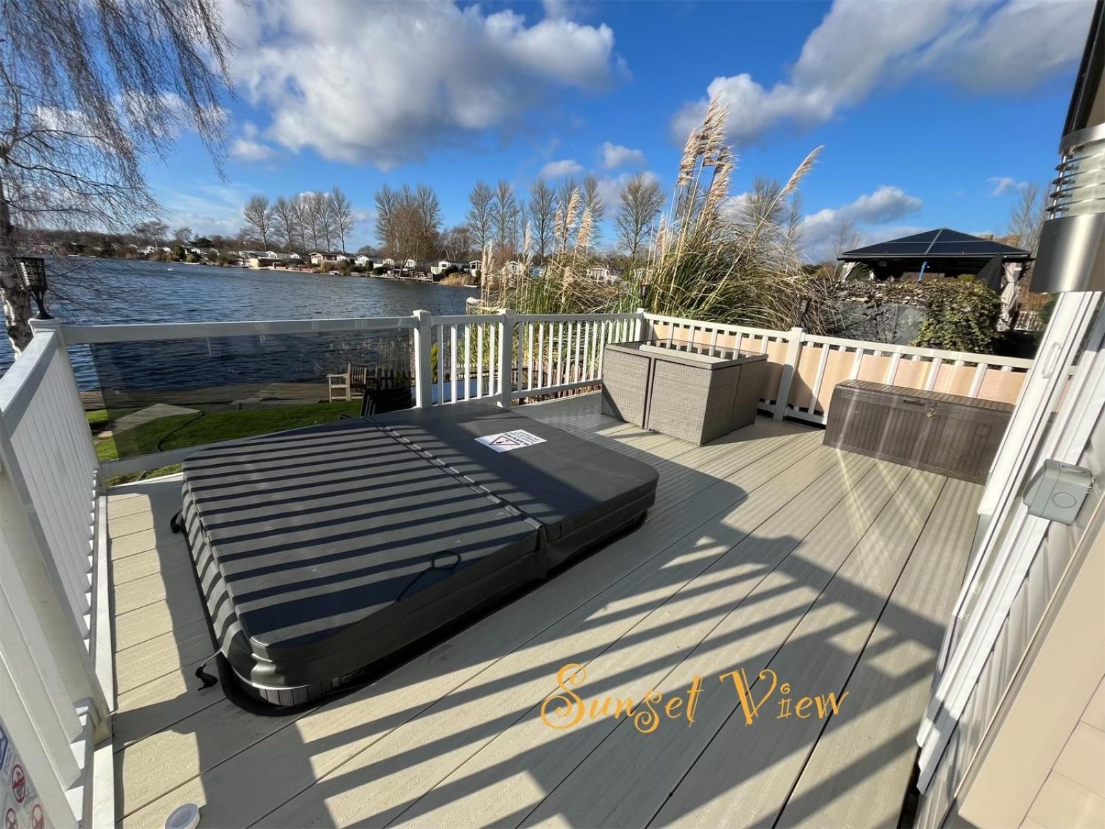Tattershall Lakes Sunset View Caravan Lakeside, Hot Tub, Garden, Private Fishing Peg & Wifi Eksteriør bilde