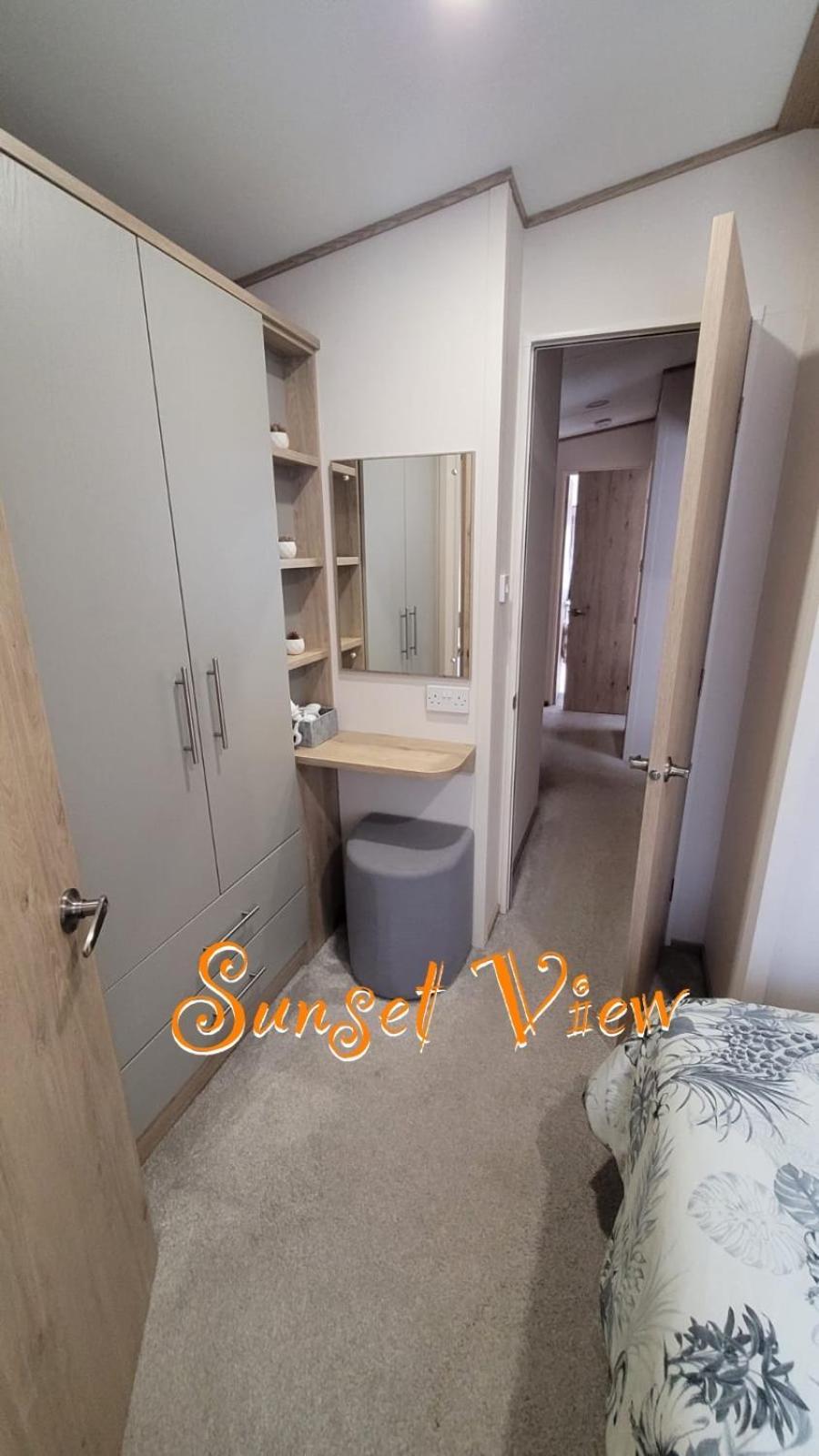 Tattershall Lakes Sunset View Caravan Lakeside, Hot Tub, Garden, Private Fishing Peg & Wifi Eksteriør bilde