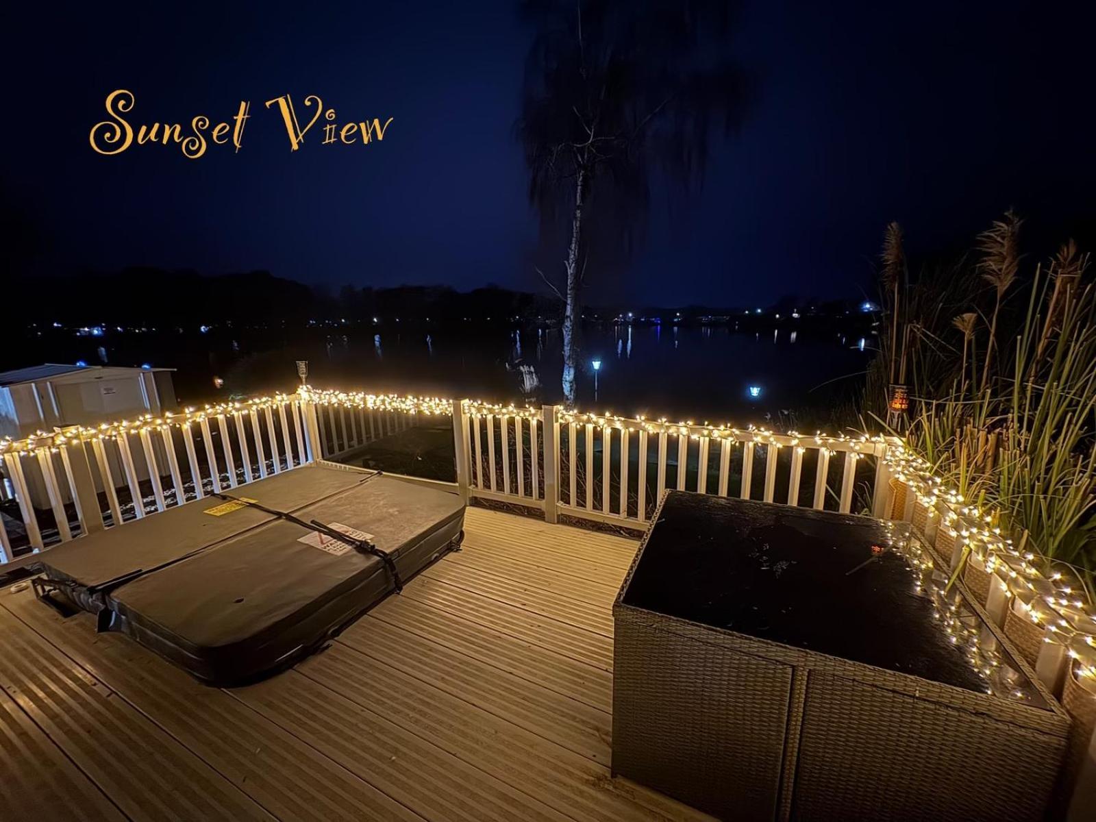 Tattershall Lakes Sunset View Caravan Lakeside, Hot Tub, Garden, Private Fishing Peg & Wifi Eksteriør bilde